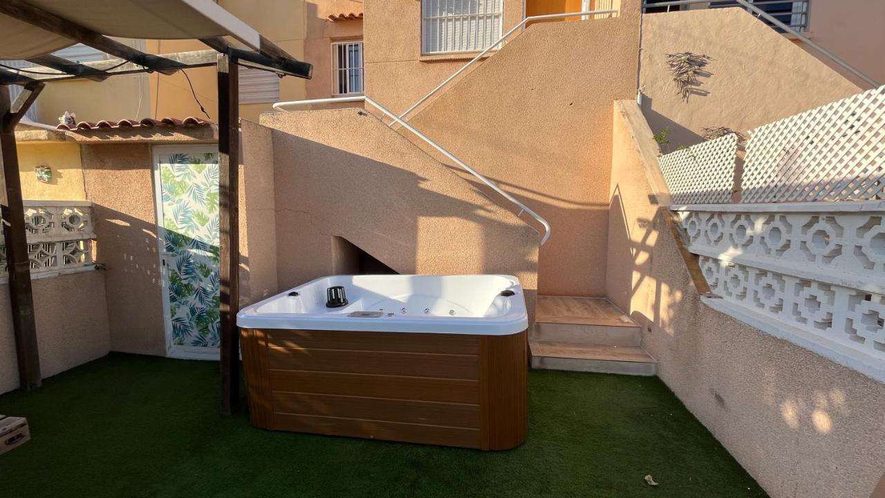 Bungalow jacuzzi y vistas al mar- Aledama Homes Gran Alacant Exterior foto